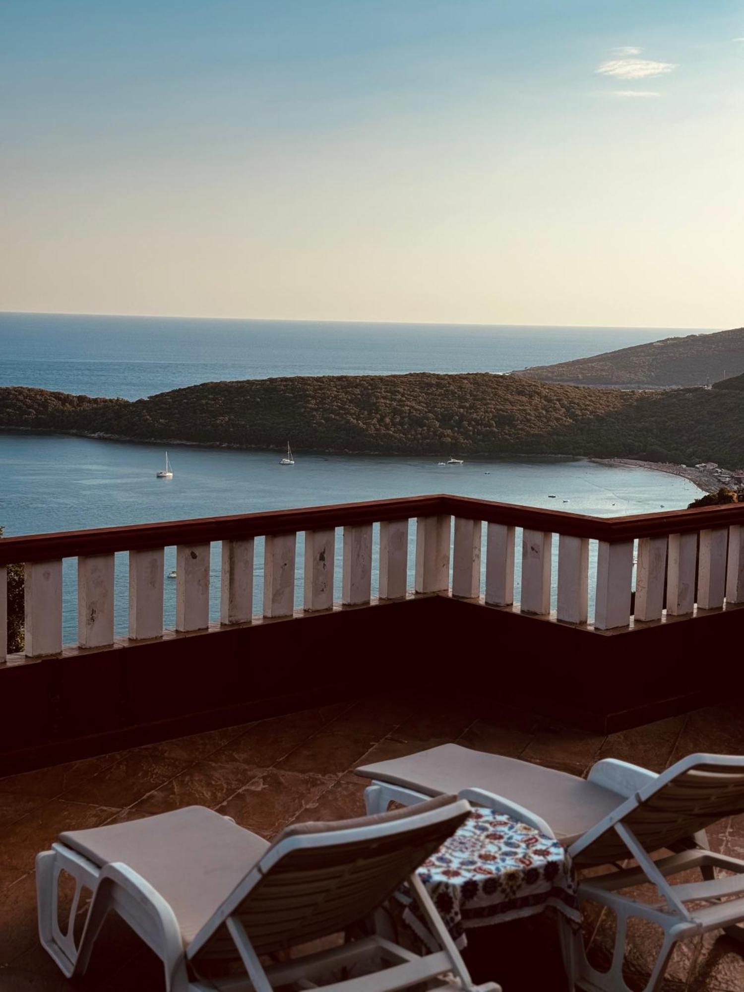 Budva Felix Suites ภายนอก รูปภาพ