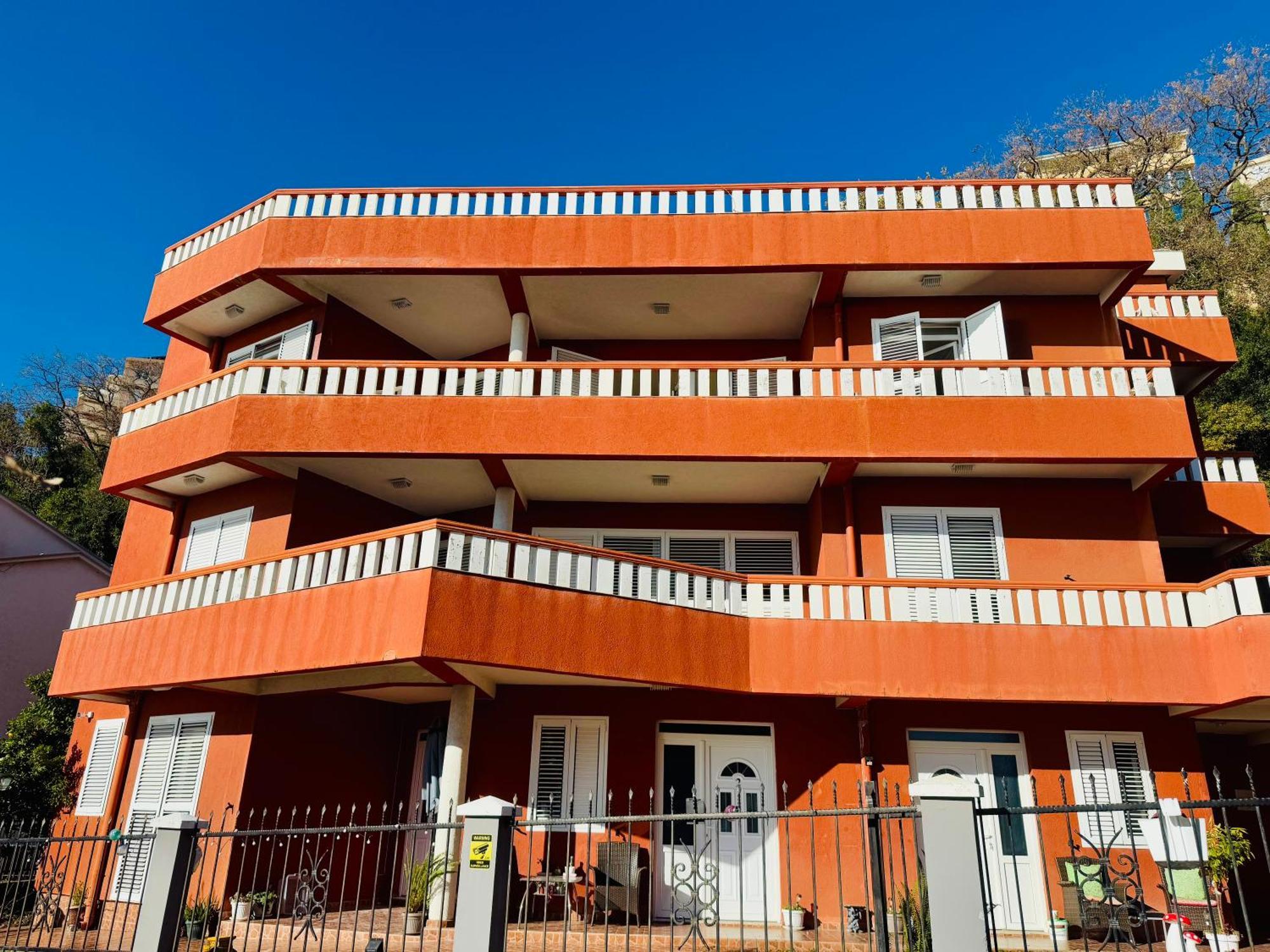 Budva Felix Suites ภายนอก รูปภาพ