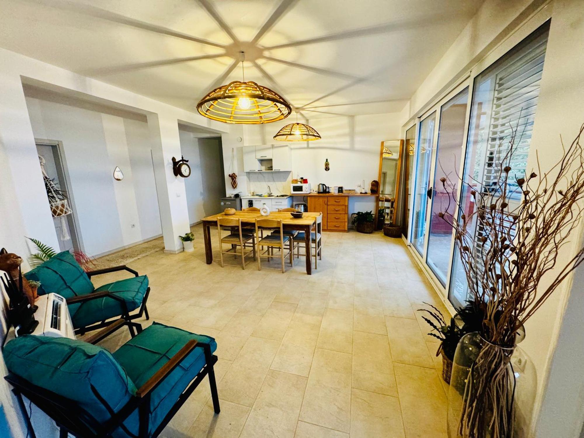 Budva Felix Suites ภายนอก รูปภาพ