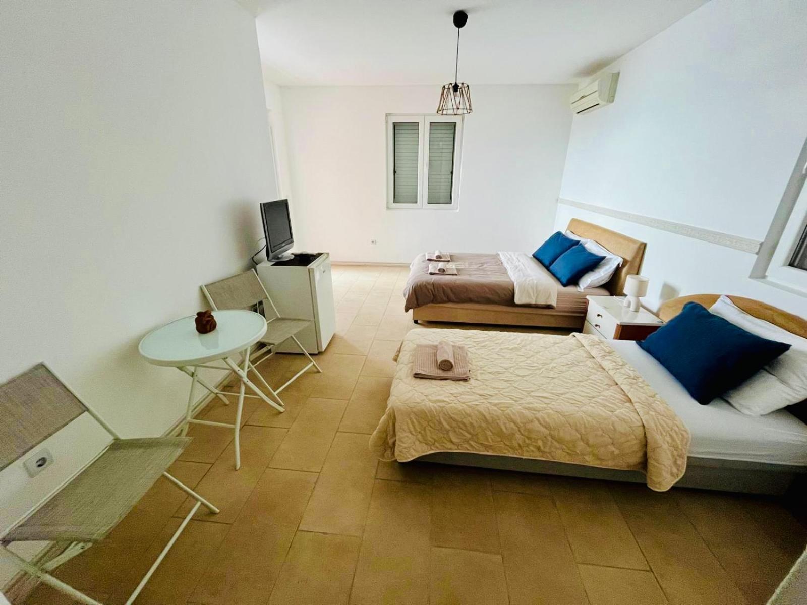 Budva Felix Suites ภายนอก รูปภาพ